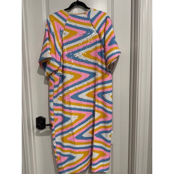MSRP $225 ✨ Buddy Love Caftan Size S-L Flexible Fit | Covered Buttons ✨QUICKSHIP - Picture 3 of 7
